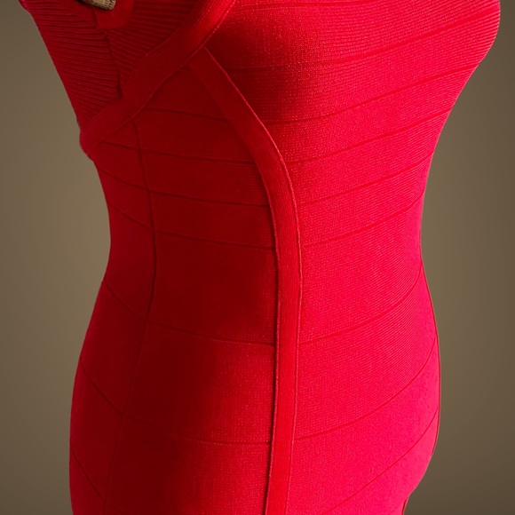 Miss Couture Figure-Enhancing Rouge Bandage Dress Size 8 (Fits XS-M) - Picture 2 of 8